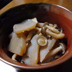 こんにゃくとしめじの煮物